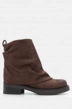 Кафяво Тъмно