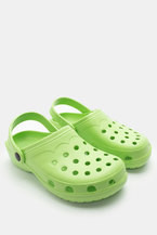 Светло зелено