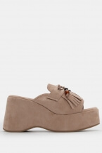 Μπεζ-Σκούρο