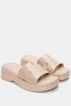 Бежово-Тъмно